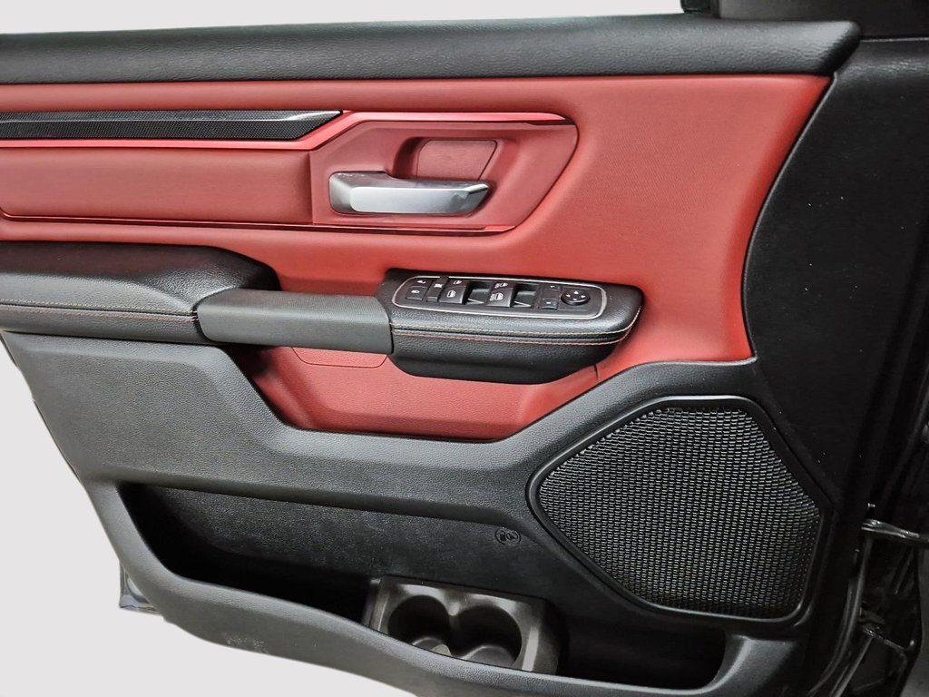 Ram 1500 REBEL // V8 // HEMI 2019 à Sherbrooke, Québec - 11 - w1024h768px