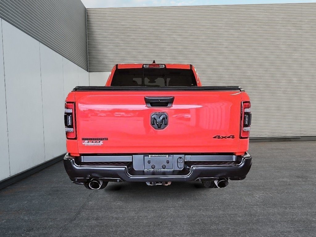 Ram 1500 BIG HORN 4X4 CREW CAB // BUILT TO SERVE 2021 à Sherbrooke, Québec - 3 - w1024h768px