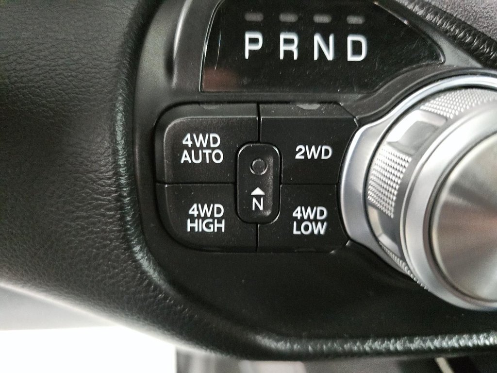 Ram 1500 SPORT 4X4 NIGHT EDITION CREW CAB // PLAN OR 5 ANS 2021 à Sherbrooke, Québec - 16 - w1024h768px