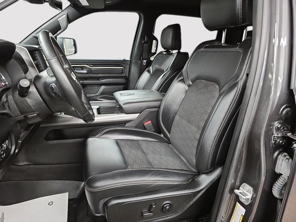 Ram 1500 SPORT 4X4 NIGHT EDITION CREW CAB // PLAN OR 5 ANS 2021 à Sherbrooke, Québec - 9 - w1024h768px