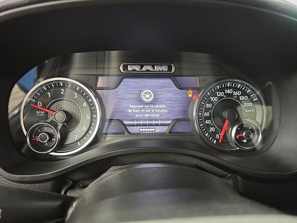 Ram 1500 SPORT 4X4 NIGHT EDITION CREW CAB // PLAN OR 5 ANS 2021 à Sherbrooke, Québec - 14 - w1024h768px