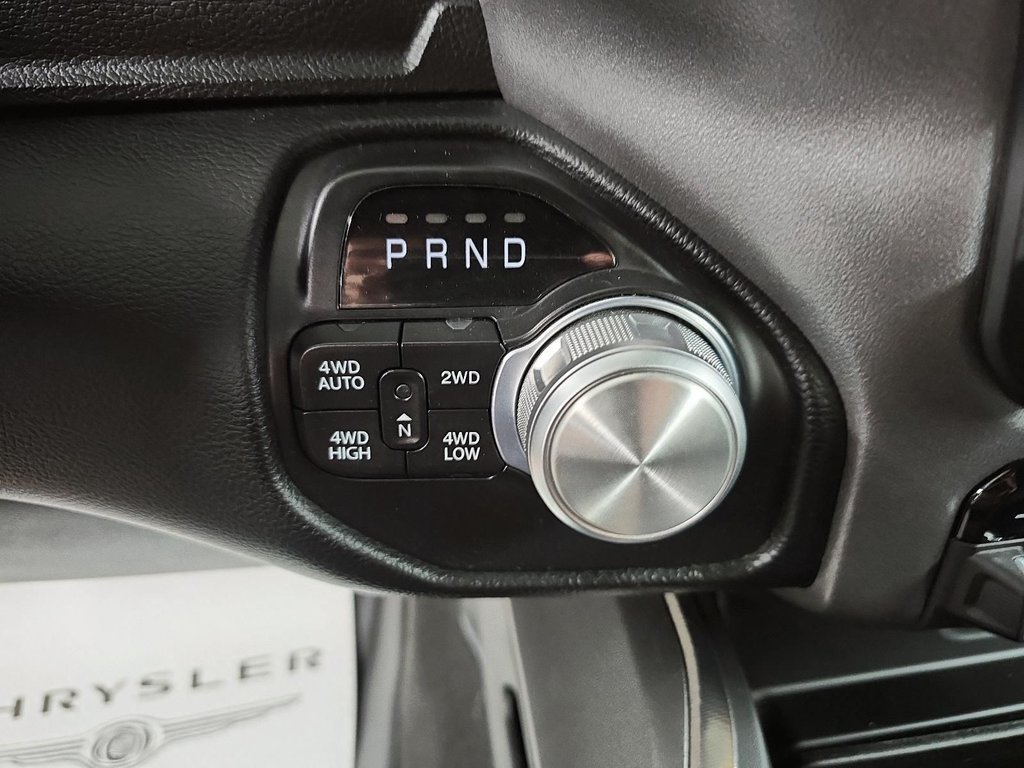 Ram 1500 SPORT 4X4 NIGHT EDITION CREW CAB // PLAN OR 5 ANS 2021 à Sherbrooke, Québec - 15 - w1024h768px