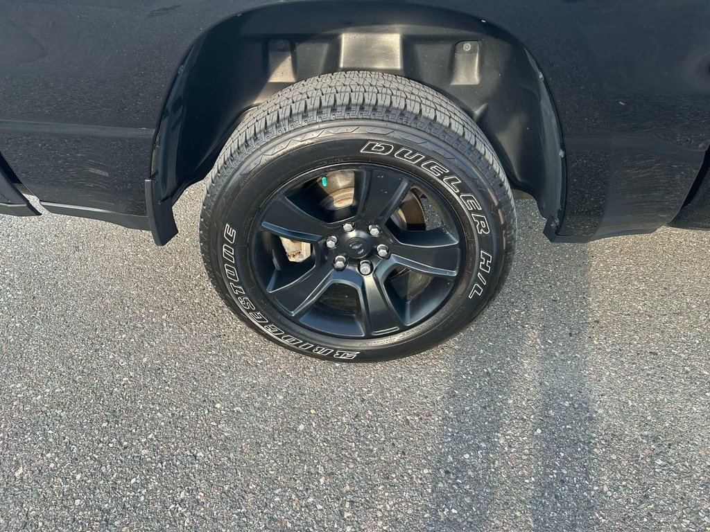 2021 Ram 1500 SPORT // CREWCAB // HEMI 5.7L in Sherbrooke, Quebec - 12 - w1024h768px