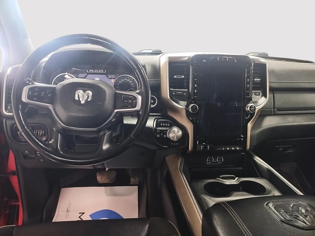 2022 Ram 1500 LARAMIE CREW CAB 4X4 in Sherbrooke, Quebec - 11 - w1024h768px