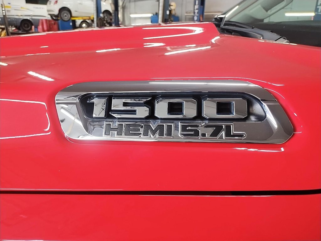 2022 Ram 1500 LARAMIE CREW CAB 4X4 in Sherbrooke, Quebec - 7 - w1024h768px