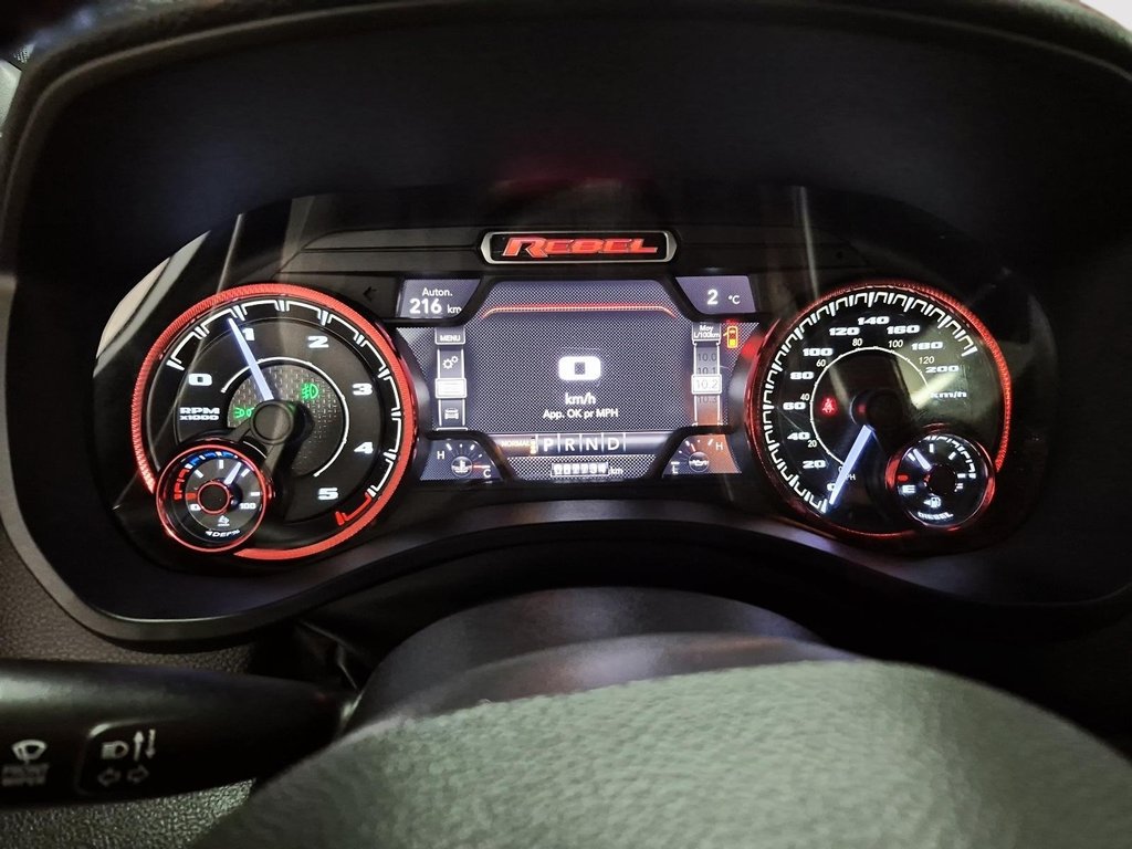 Ram 1500 REBEL 4X4 CREW CAB // DIESEL // NIVEAU 2 2022 à Sherbrooke, Québec - 14 - w1024h768px