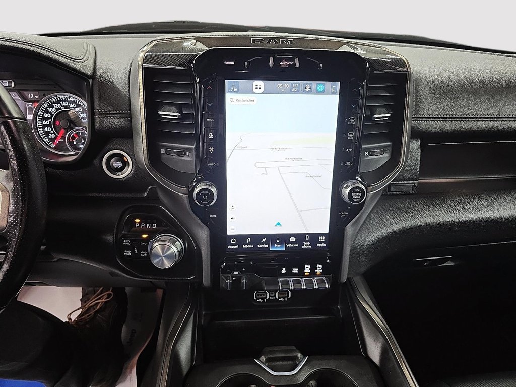 2022 Ram 1500 SPORT 4X4 CREW CAB // V8 // NIVEAU 2 in Sherbrooke, Quebec - 19 - w1024h768px