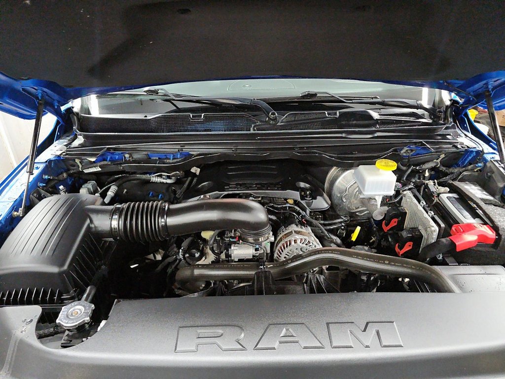 2022 Ram 1500 REBEL // NIVEAU 2 // 5.7L // HEMI in Sherbrooke, Quebec - 8 - w1024h768px