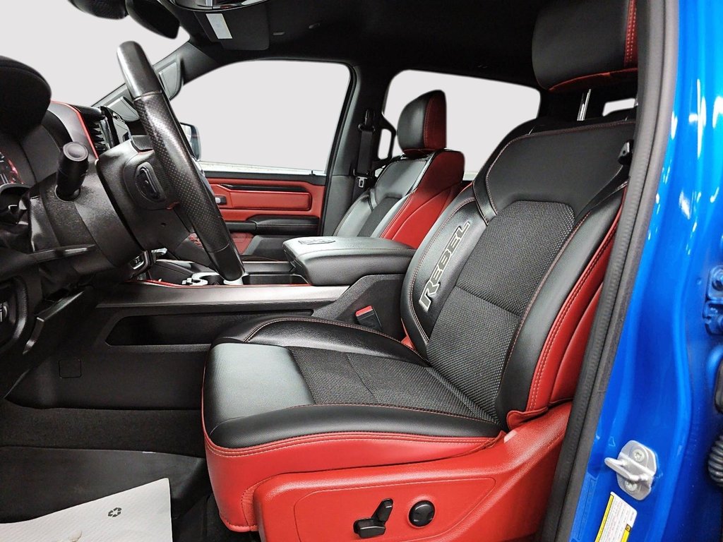 2022 Ram 1500 REBEL // NIVEAU 2 // 5.7L // HEMI in Sherbrooke, Quebec - 9 - w1024h768px