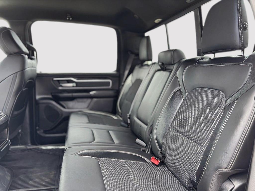 2023 Ram 1500 BIG HORN 4X4 CREW CAB // V8 // BACK COUNTRY in Sherbrooke, Quebec - 10 - w1024h768px