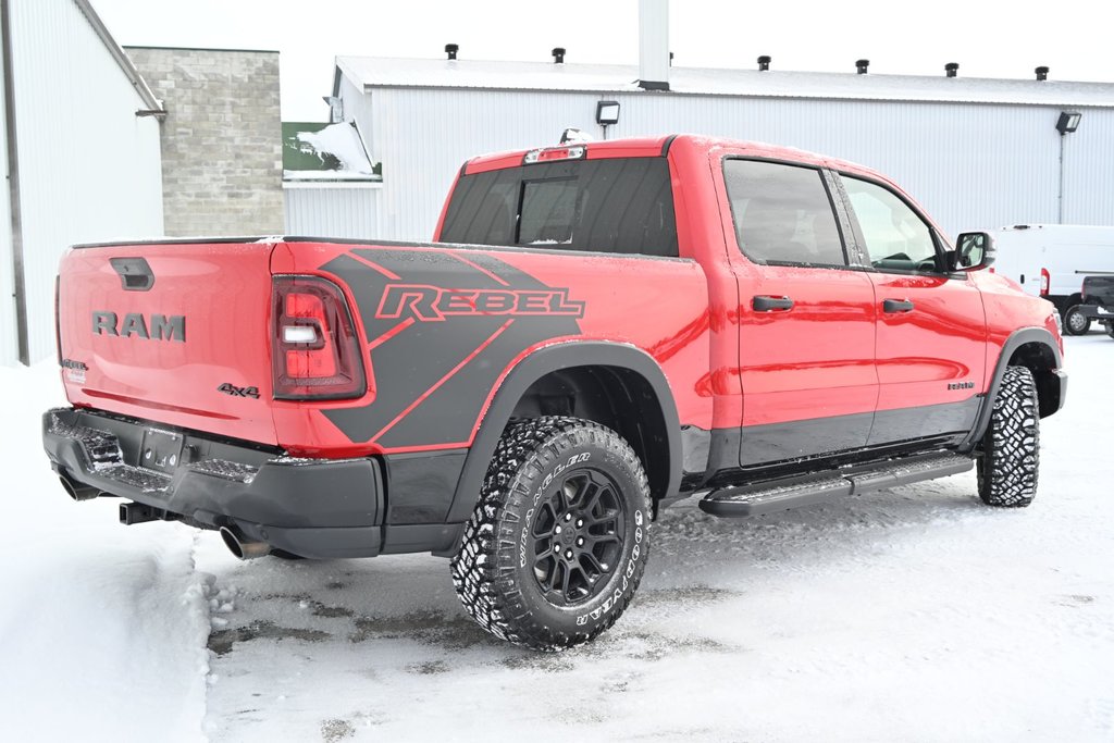 2025 Ram 1500 REBEL in St-Jean-Sur-Richelieu, Quebec - 3 - w1024h768px