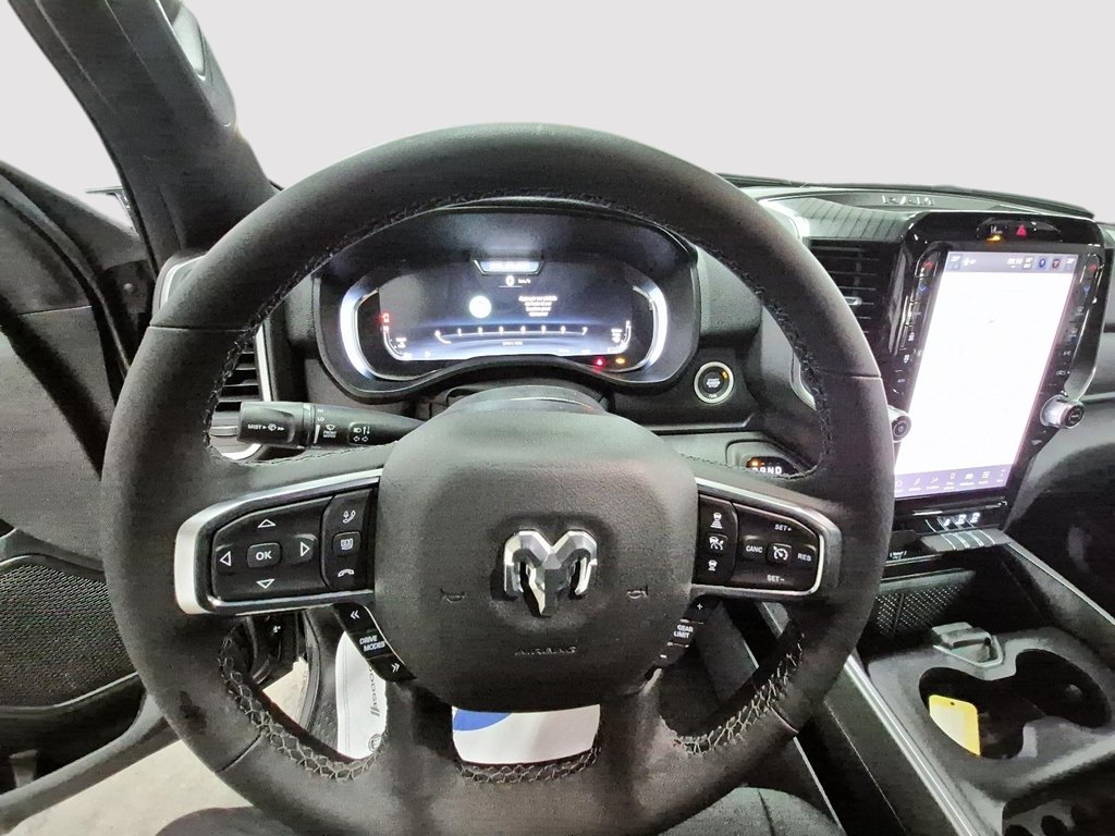 Ram 1500 BIG HORN 2025 à St-Jean-Sur-Richelieu, Québec - 10 - w1024h768px