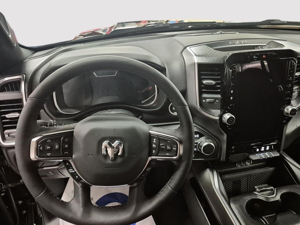 Ram 1500 BIG HORN 2025 à St-Jean-Sur-Richelieu, Québec - 10 - w1024h768px