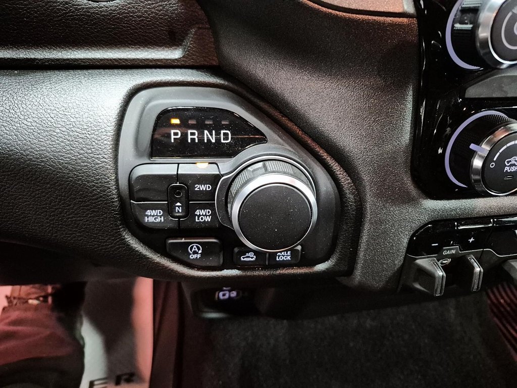 2025 Ram 1500 WARLOCK in Sherbrooke, Quebec - 15 - w1024h768px