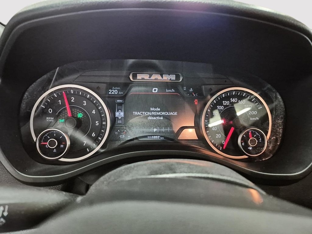 2025 Ram 1500 WARLOCK in Sherbrooke, Quebec - 14 - w1024h768px