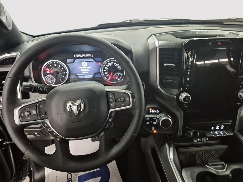 Ram 1500 BIG HORN 2025 à Sherbrooke, Québec - 9 - w1024h768px
