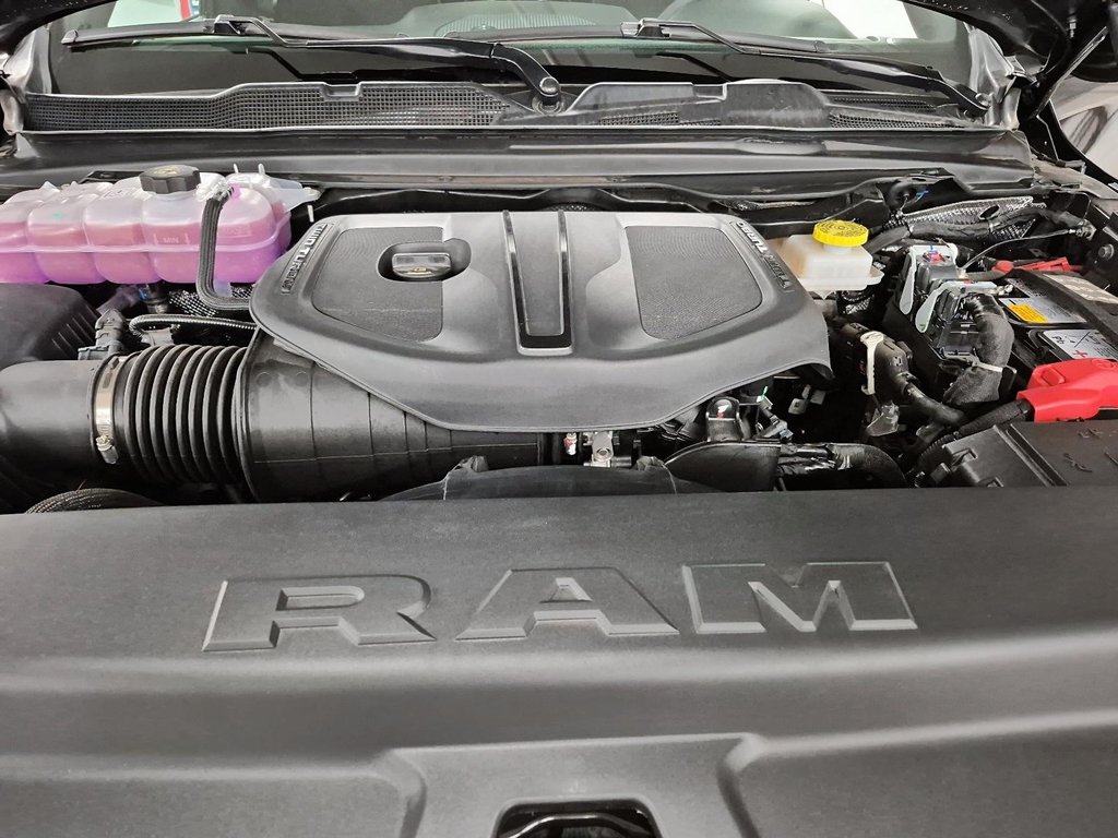 Ram 1500 BIG HORN 2025 à Sherbrooke, Québec - 8 - w1024h768px