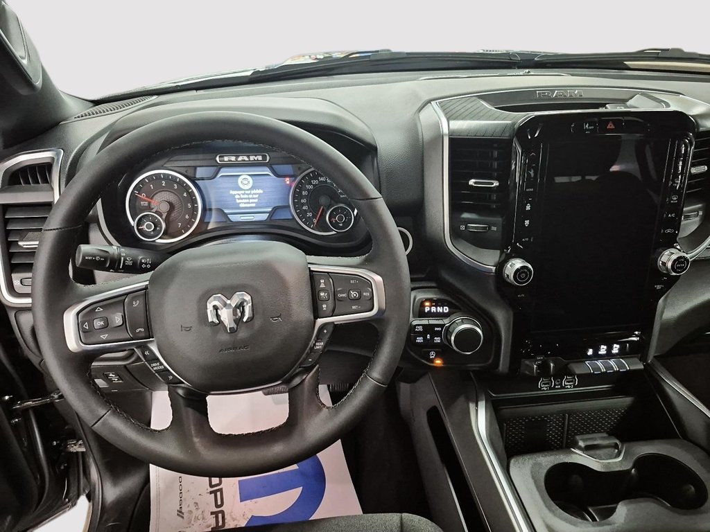 Ram 1500 BIG HORN 2025 à Sherbrooke, Québec - 10 - w1024h768px
