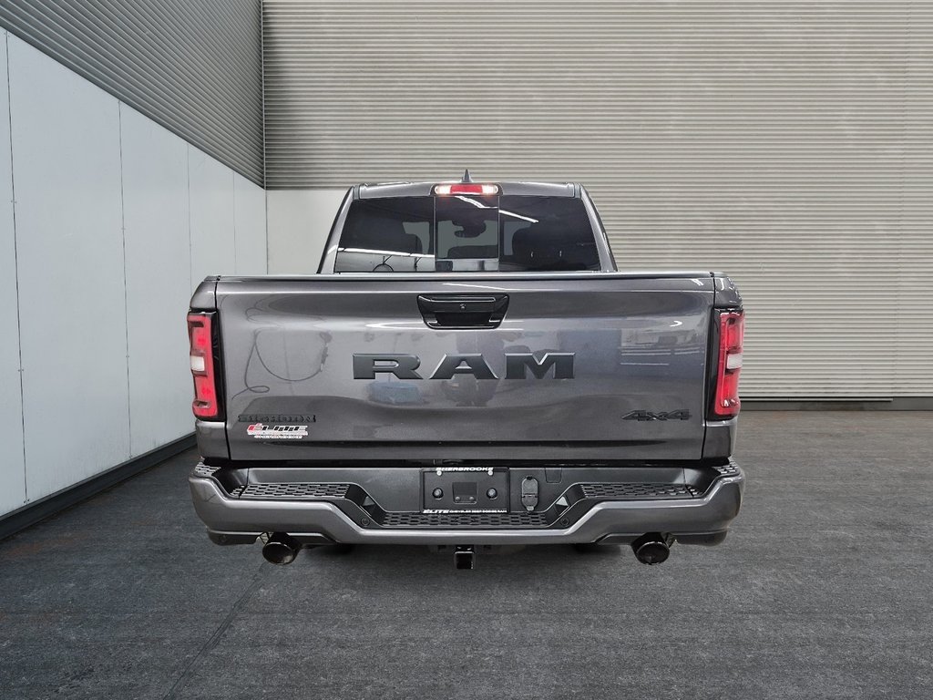 Ram 1500 BIG HORN 2025 à Sherbrooke, Québec - 3 - w1024h768px