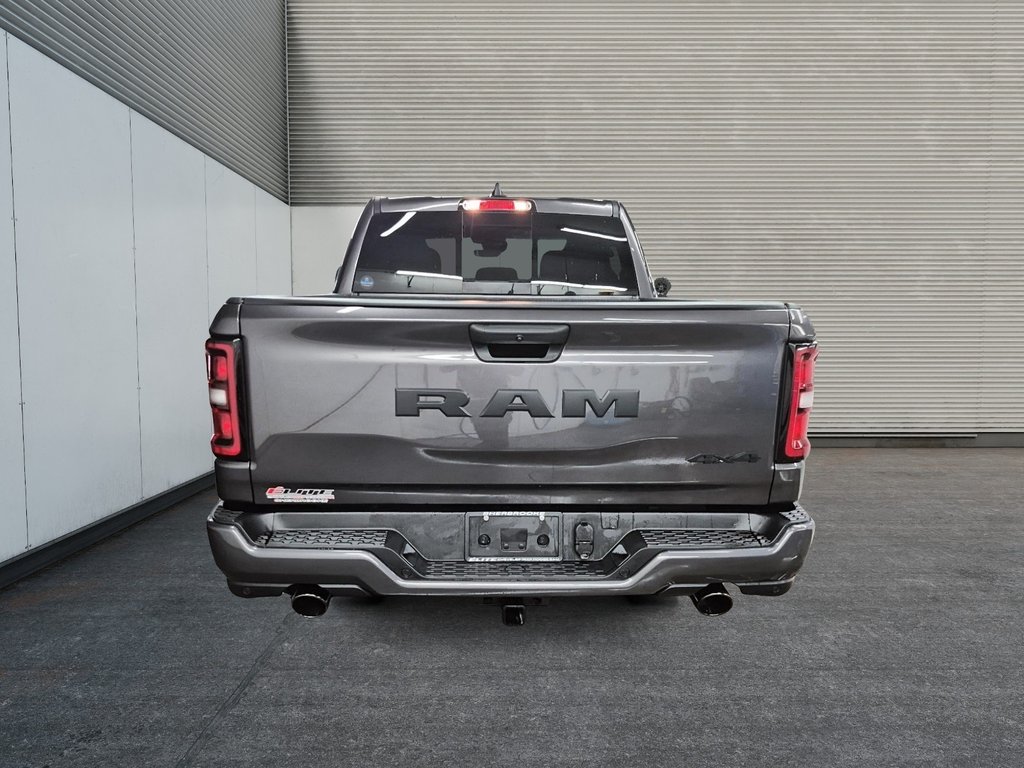 2025 Ram 1500 TRADESMAN in St-Jean-Sur-Richelieu, Quebec - 3 - w1024h768px