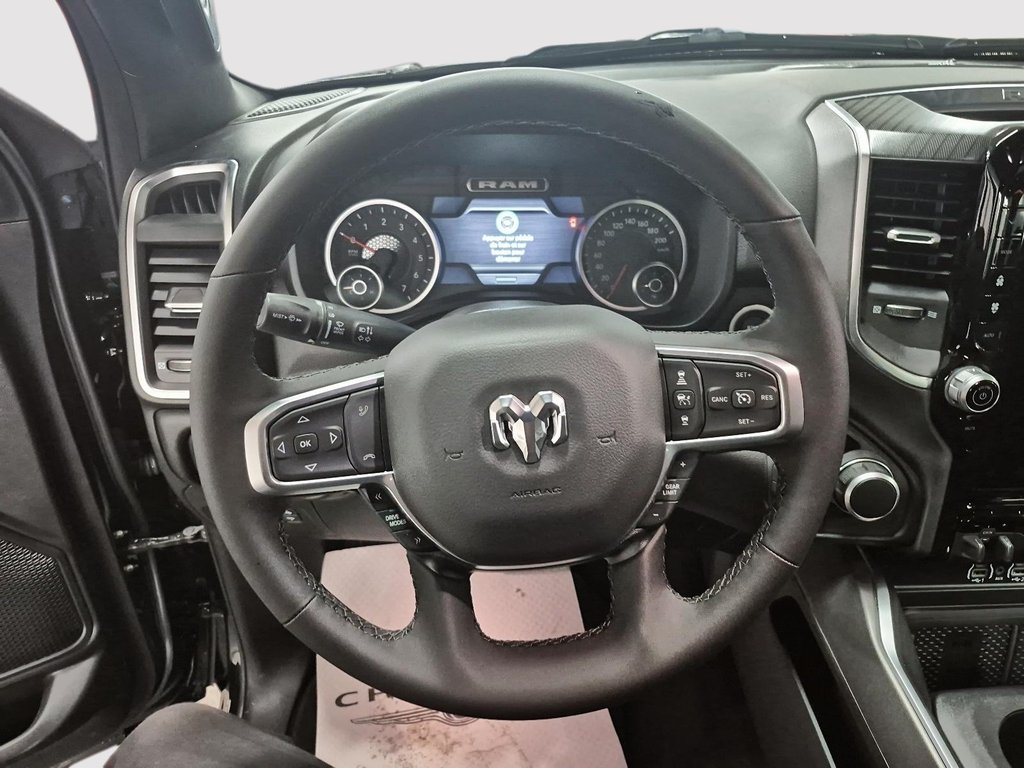 2025 Ram 1500 BIG HORN in St-Jean-Sur-Richelieu, Quebec - 12 - w1024h768px