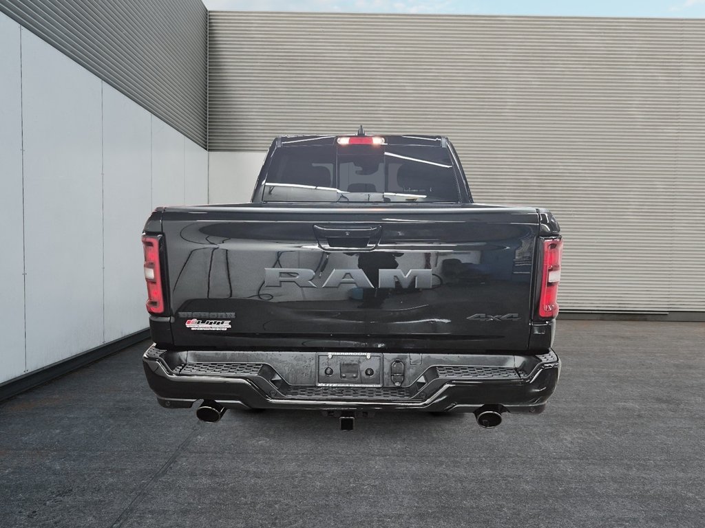2025 Ram 1500 BIG HORN in St-Jean-Sur-Richelieu, Quebec - 3 - w1024h768px