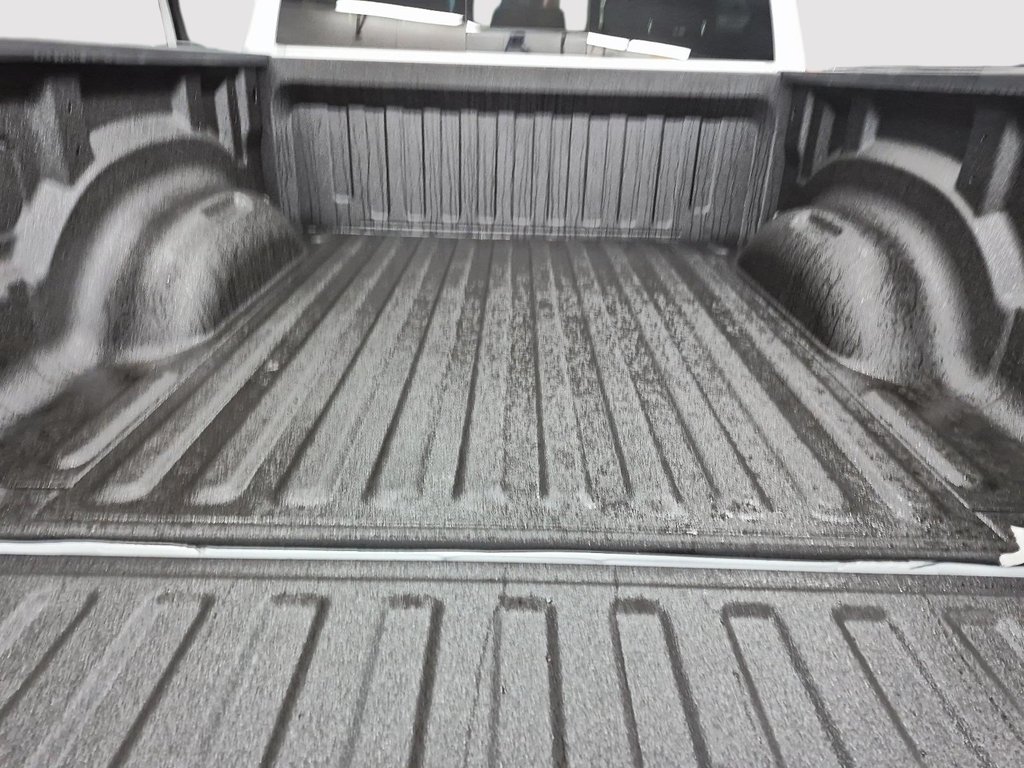 2025 Ram 1500 BIG HORN in St-Jean-Sur-Richelieu, Quebec - 16 - w1024h768px