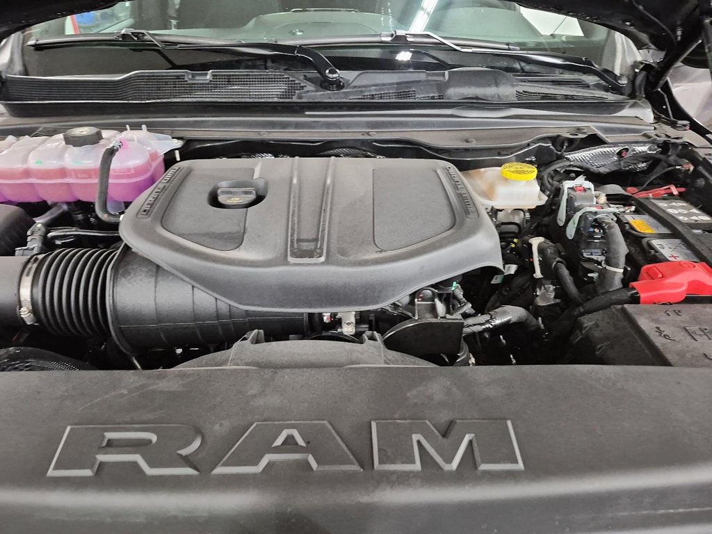 2025 Ram 1500 BIG HORN in St-Jean-Sur-Richelieu, Quebec - 8 - w1024h768px