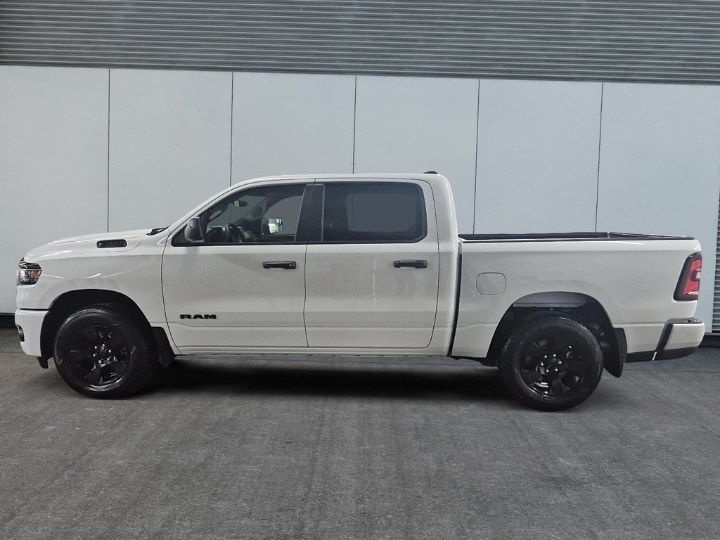 2025 Ram 1500 TRADESMAN in St-Jean-Sur-Richelieu, Quebec - 5 - w1024h768px