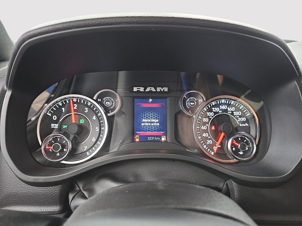 Ram 1500 BIG HORN SPORT 4X4 CREW CAB 2025 à Sherbrooke, Québec - 14 - w1024h768px