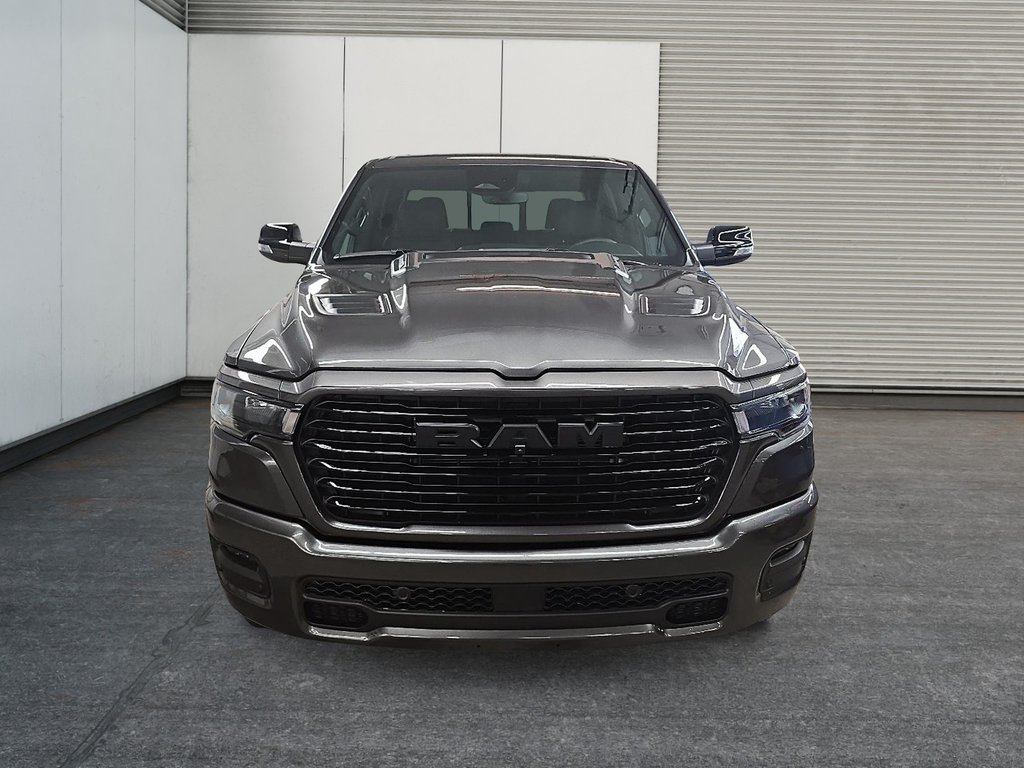 Ram 1500 SPORT 4X4 CEW CAB // TOIT PANORAMIQUE 2025 à Sherbrooke, Québec - 2 - w1024h768px