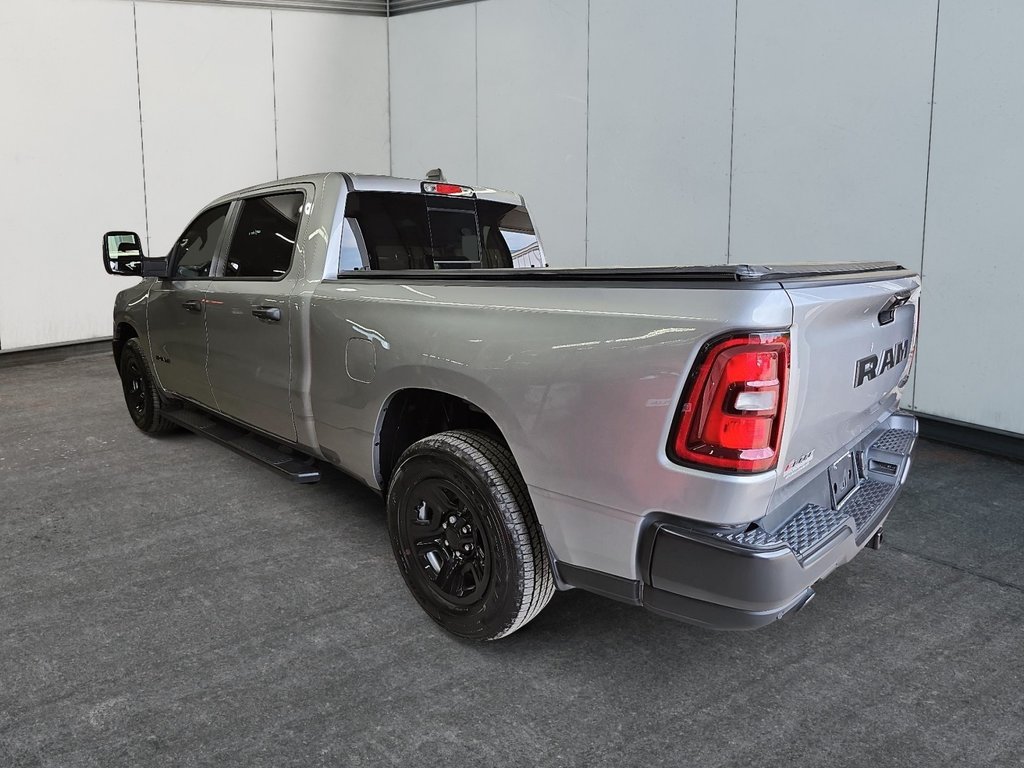 Ram 1500 TRADESMAN 4X4 CREW CAB 2025 à Sherbrooke, Québec - 4 - w1024h768px
