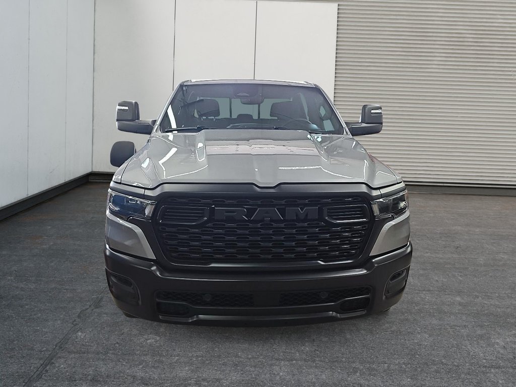Ram 1500 TRADESMAN 4X4 CREW CAB 2025 à Sherbrooke, Québec - 2 - w1024h768px