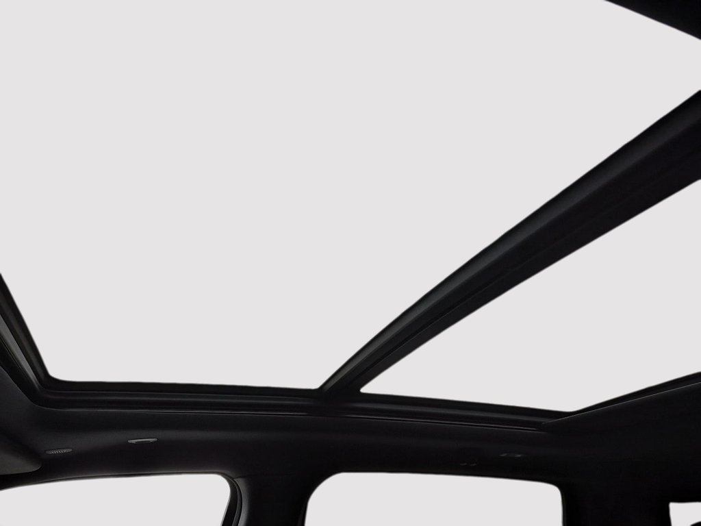 2025 Ram 1500 SPORT 4X4 CREW CAB // TOIT PANO in Sherbrooke, Quebec - 17 - w1024h768px