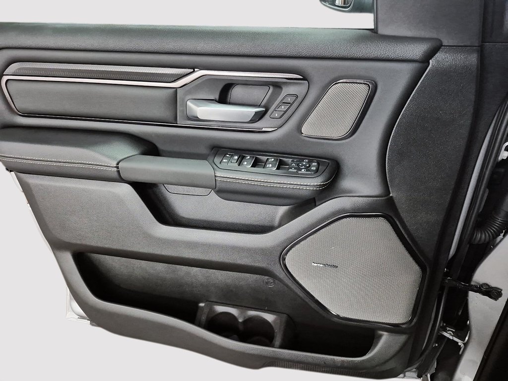 Ram 1500 SPORT 2025 à St-Jean-Sur-Richelieu, Québec - 11 - w1024h768px