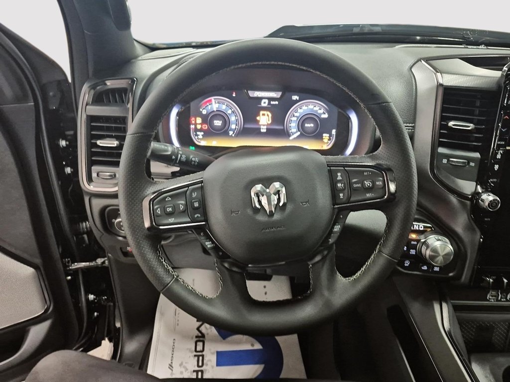 2026 Ram 1500 REBEL in St-Jean-Sur-Richelieu, Quebec - 12 - w1024h768px