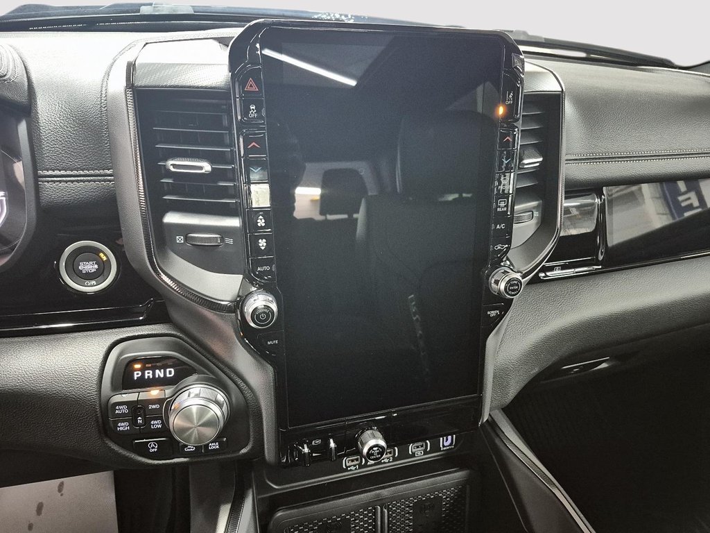 2026 Ram 1500 REBEL in St-Jean-Sur-Richelieu, Quebec - 18 - w1024h768px