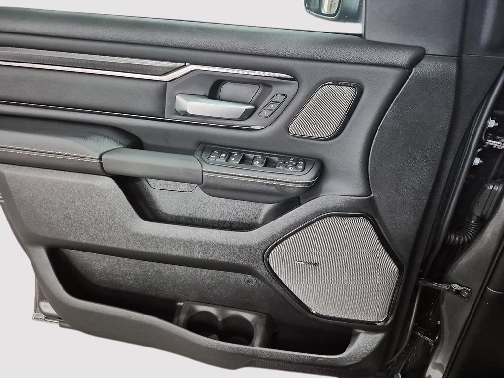 Ram 1500 REBEL 2026 à St-Jean-Sur-Richelieu, Québec - 11 - w1024h768px