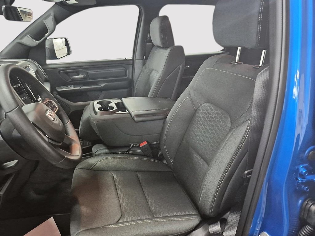2026 Ram 1500 WARLOCK in St-Jean-Sur-Richelieu, Quebec - 9 - w1024h768px