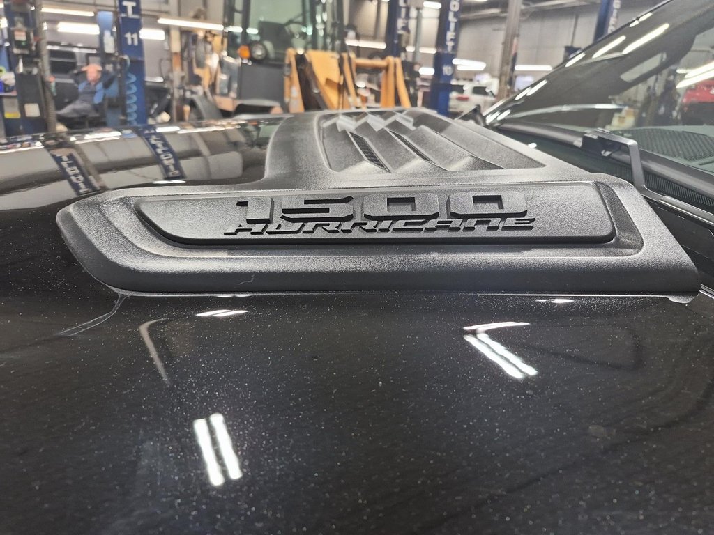 2026 Ram 1500 REBEL in St-Jean-Sur-Richelieu, Quebec - 6 - w1024h768px
