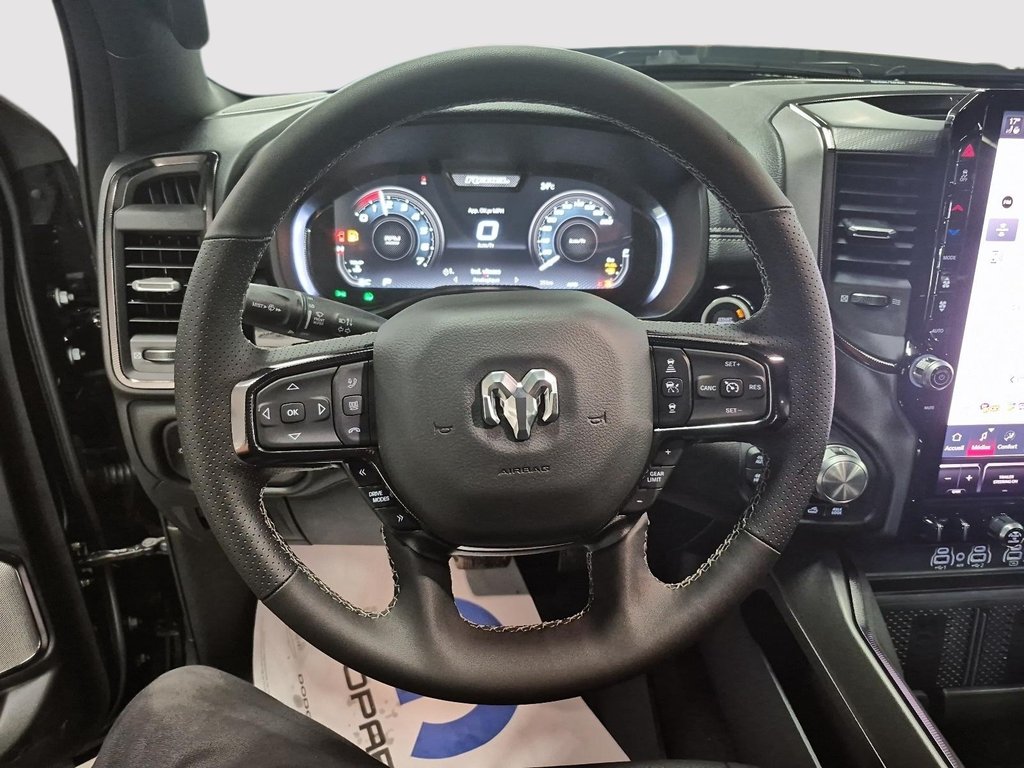 2026 Ram 1500 REBEL in St-Jean-Sur-Richelieu, Quebec - 12 - w1024h768px