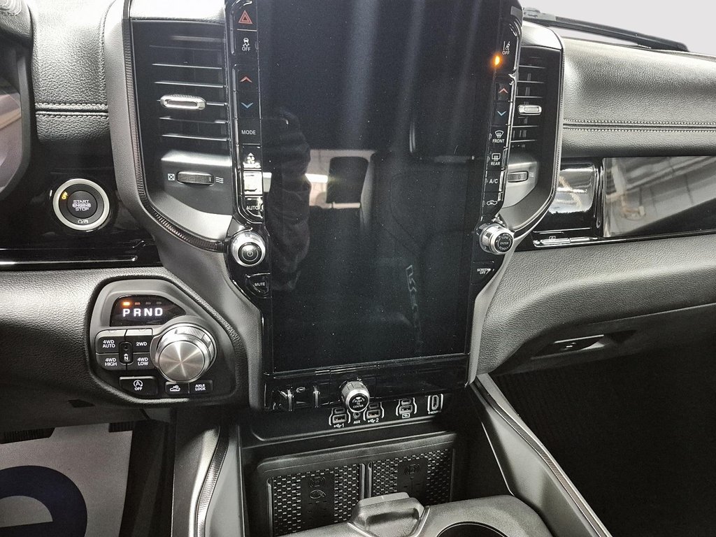 2026 Ram 1500 REBEL in St-Jean-Sur-Richelieu, Quebec - 17 - w1024h768px