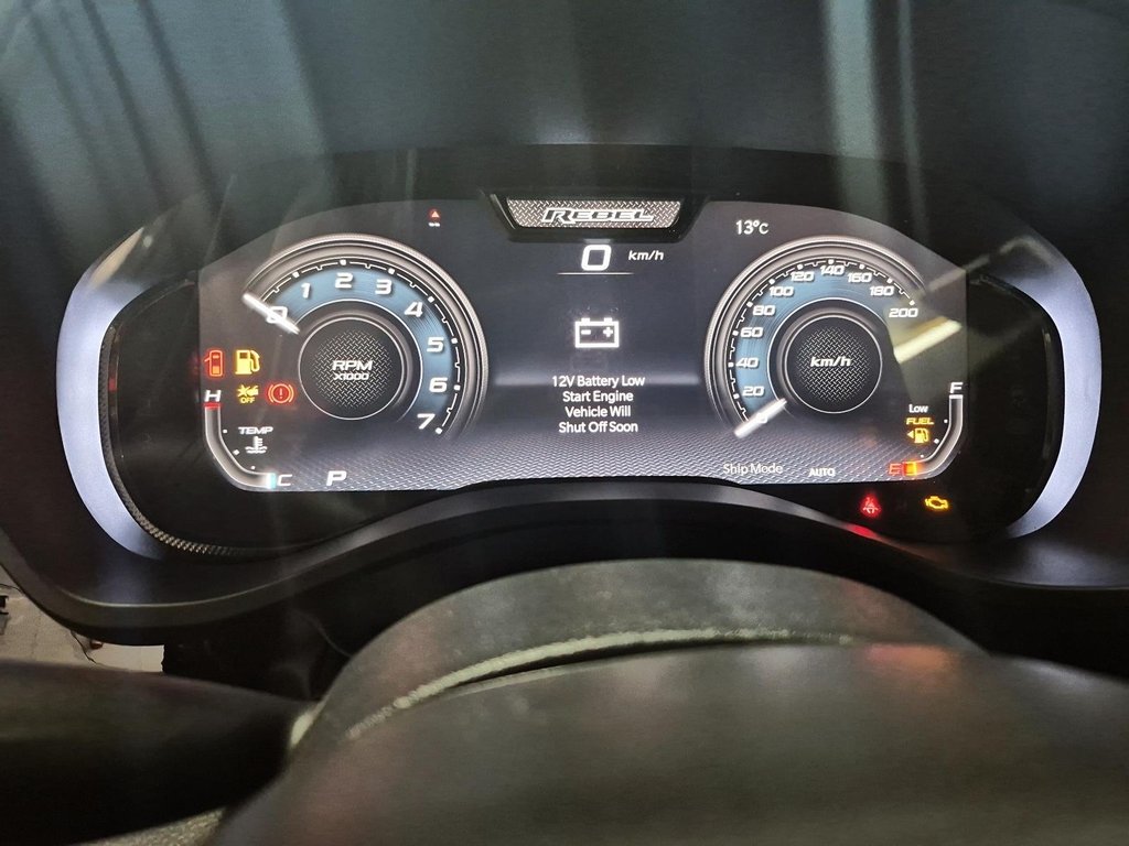 2026 Ram 1500 REBEL in St-Jean-Sur-Richelieu, Quebec - 13 - w1024h768px