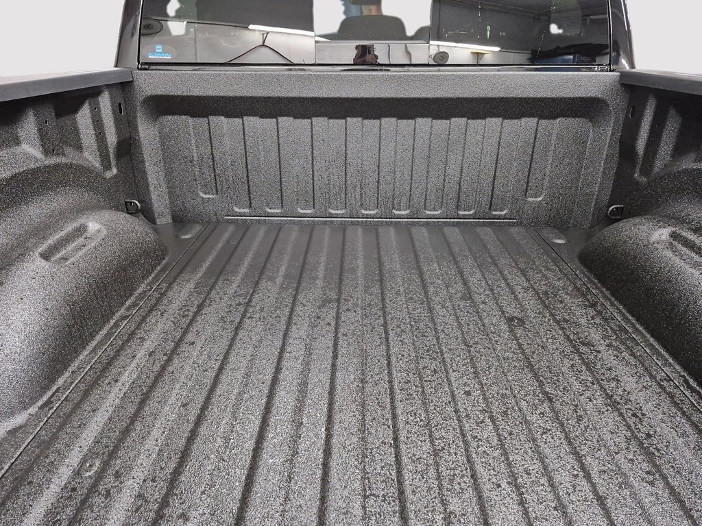 2026 Ram 1500 EXPRESS in Sherbrooke, Quebec - 17 - w1024h768px