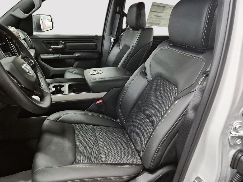 2026 Ram 1500 SPORT in St-Jean-Sur-Richelieu, Quebec - 9 - w1024h768px