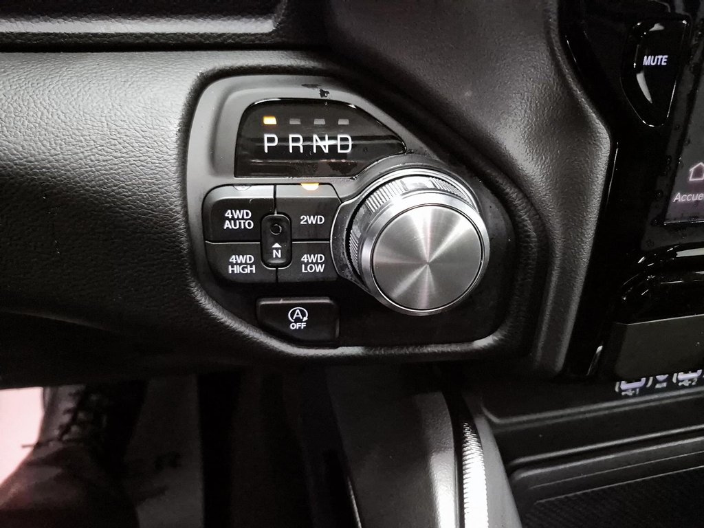 2026 Ram 1500 SPORT in Sherbrooke, Quebec - 15 - w1024h768px