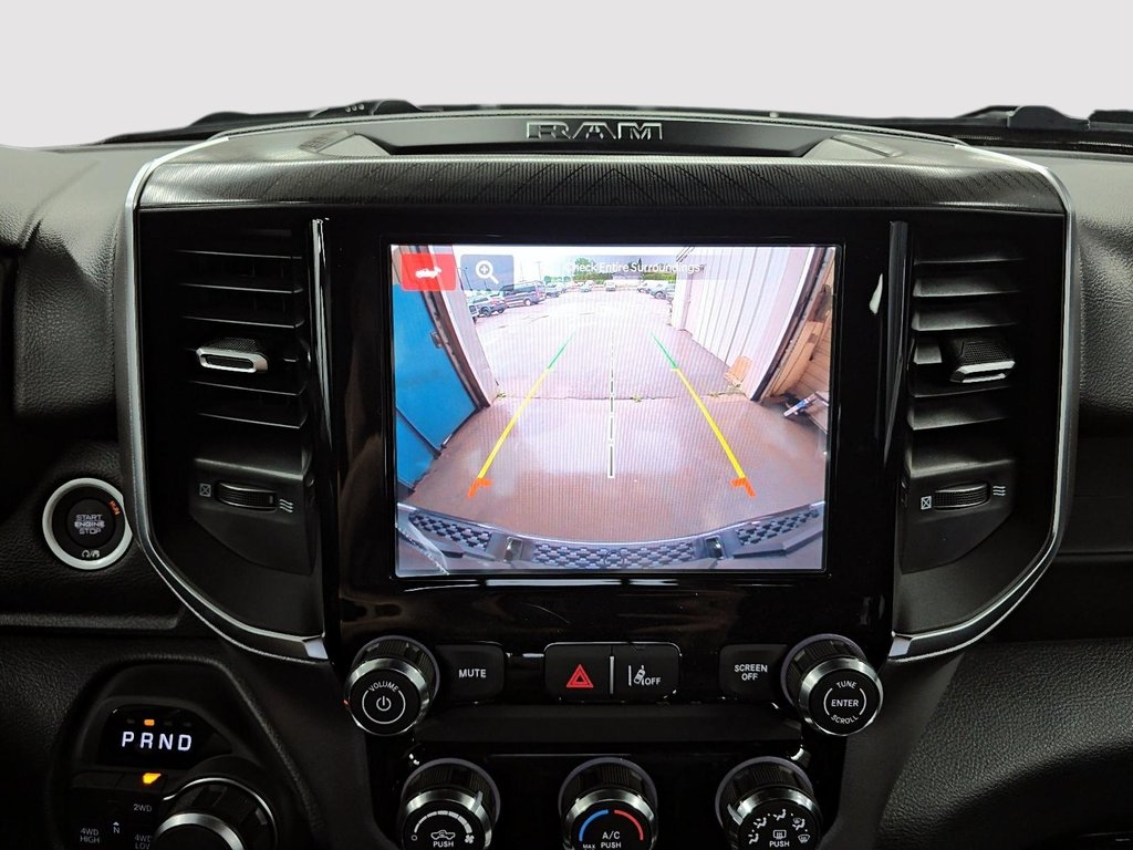 2026 Ram 1500 EXPRESS in Sherbrooke, Quebec - 18 - w1024h768px