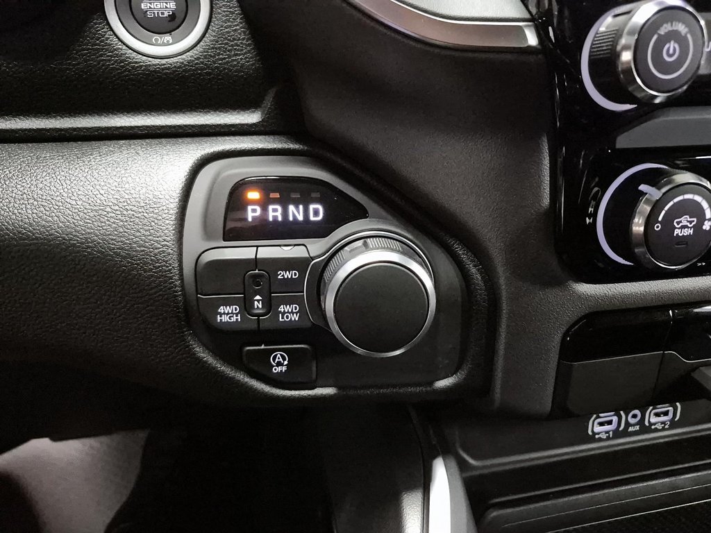 2026 Ram 1500 EXPRESS in Sherbrooke, Quebec - 15 - w1024h768px