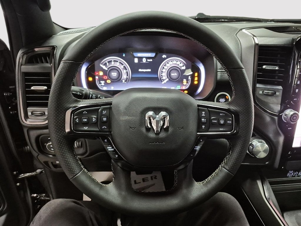 Ram 1500 SPORT 2026 à St-Jean-Sur-Richelieu, Québec - 12 - w1024h768px
