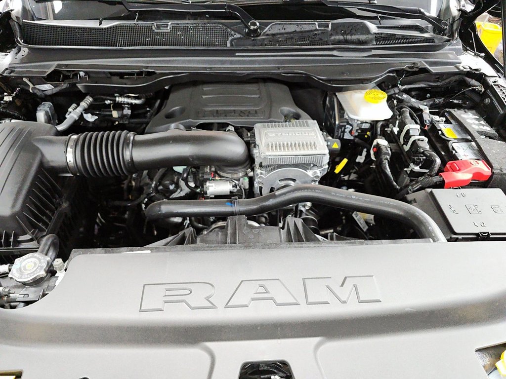 2026 Ram 1500 SPORT in Sherbrooke, Quebec - 8 - w1024h768px